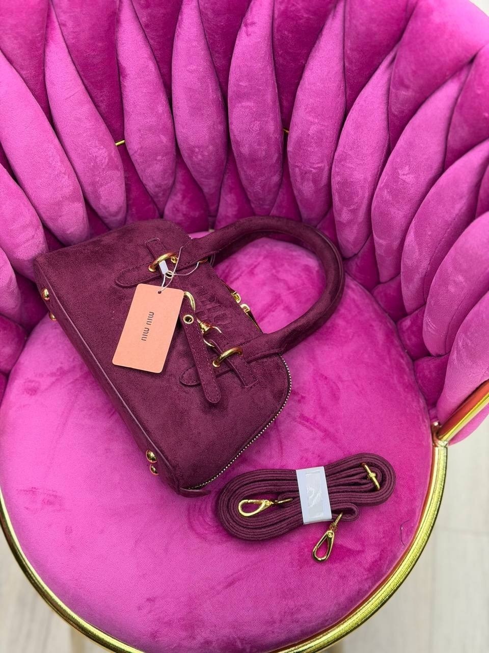 замшевая сумка miu miu aventure,сумка miu miu,сумка,сумка женская miu miu замш,сумка женская