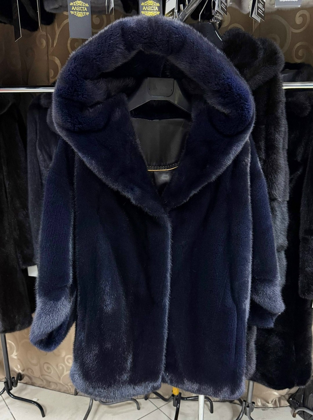 норковая шуба,норковая шуба с капюшоном,шуба из норки,шуба с капюшоном,норковый полушубок с капюшоном