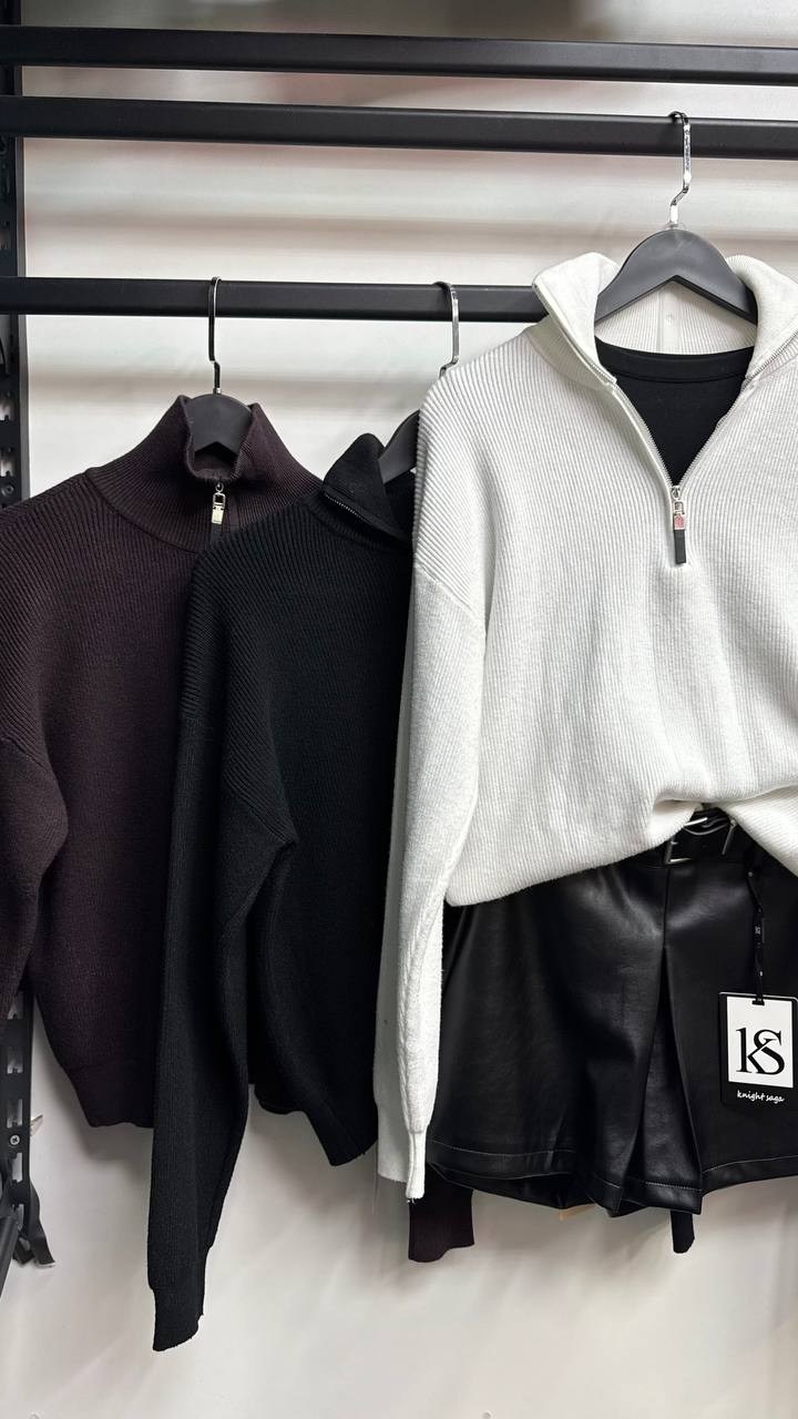 джемпер женский,свитер женский,свитер оверсайз с горлом на молнии kk fashion,джемпер с застежкой,свитер укороченный оверсайз с горлом на молнии кк fashion