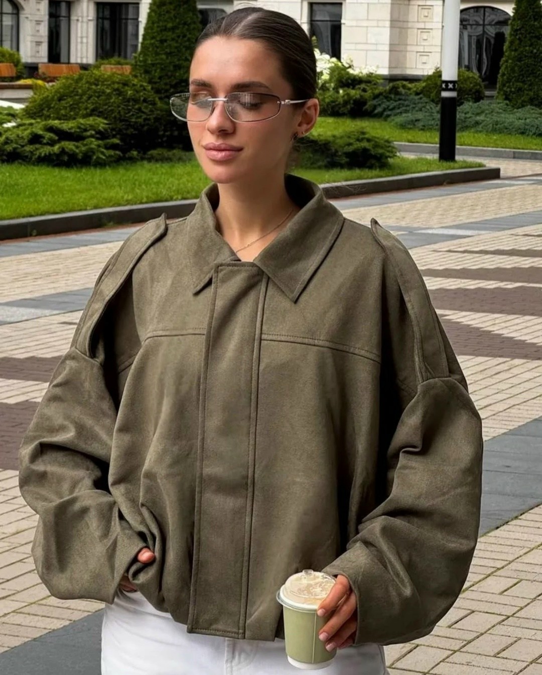 бомбер замшевый оверсайз,бомбер замшевый оверсайз athe.brand,бомбер замшевый оверсайз athe.brand цвет шоколадный коричневый,куртка бомбер укороченная оверсайз эко замшевая nonstóp with me,бомбер замше