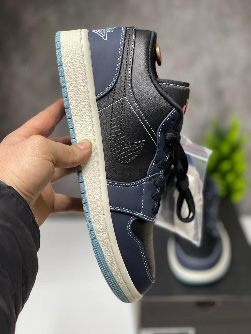 кроссовки nike air jordan 1 low,кроссовки,air jordan 1 low wmns black blue aqua,nike air jordan 1 low sb midnight navy,nike air jordan 1 low midnight navy