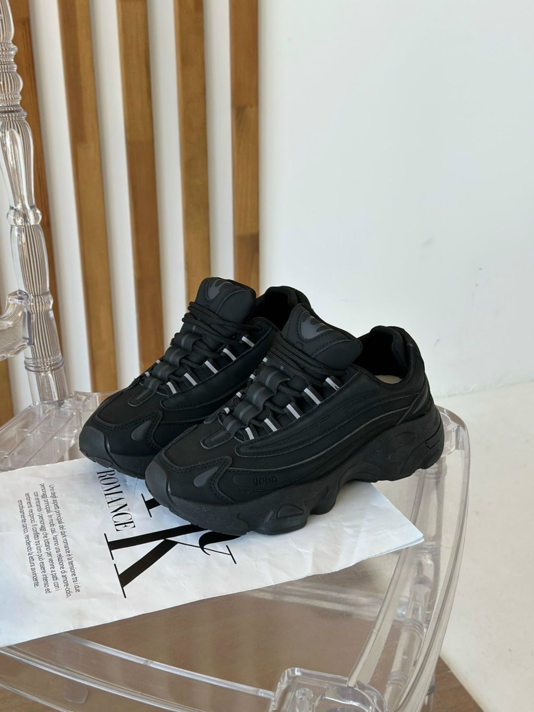 кроссовки черные,кроссовки женскиe,кроссовки женские черные,массивные кроссовки,женские массивные кроссовки