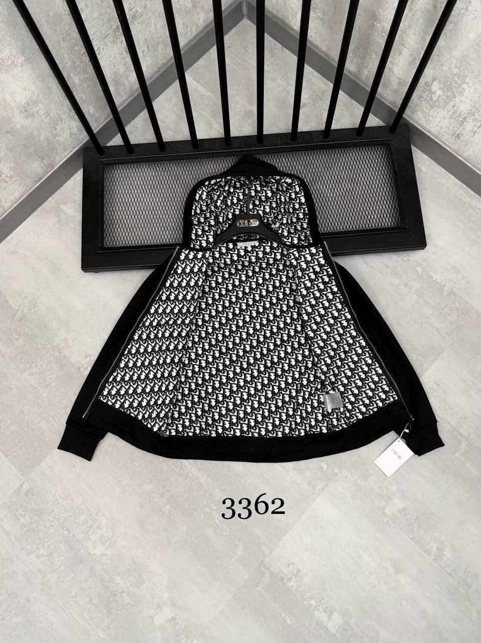 спортивный костюм brunello cucinelli,мужской кардиган с капюшоном,женская толстовка,толстовка на замке christian dior с капюшоном,мужская толстовка