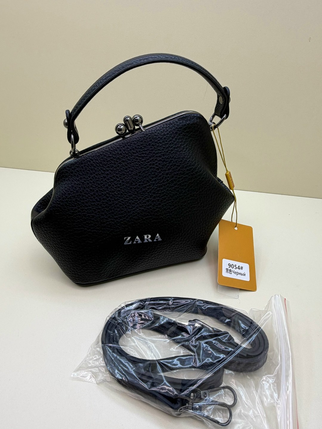 zara сумка,zara сумка на плечо,женская сумка на плечо zara shoulder bag 27cm × 12cm × 8cm,сумка женская zara,сумка zara кросс боди