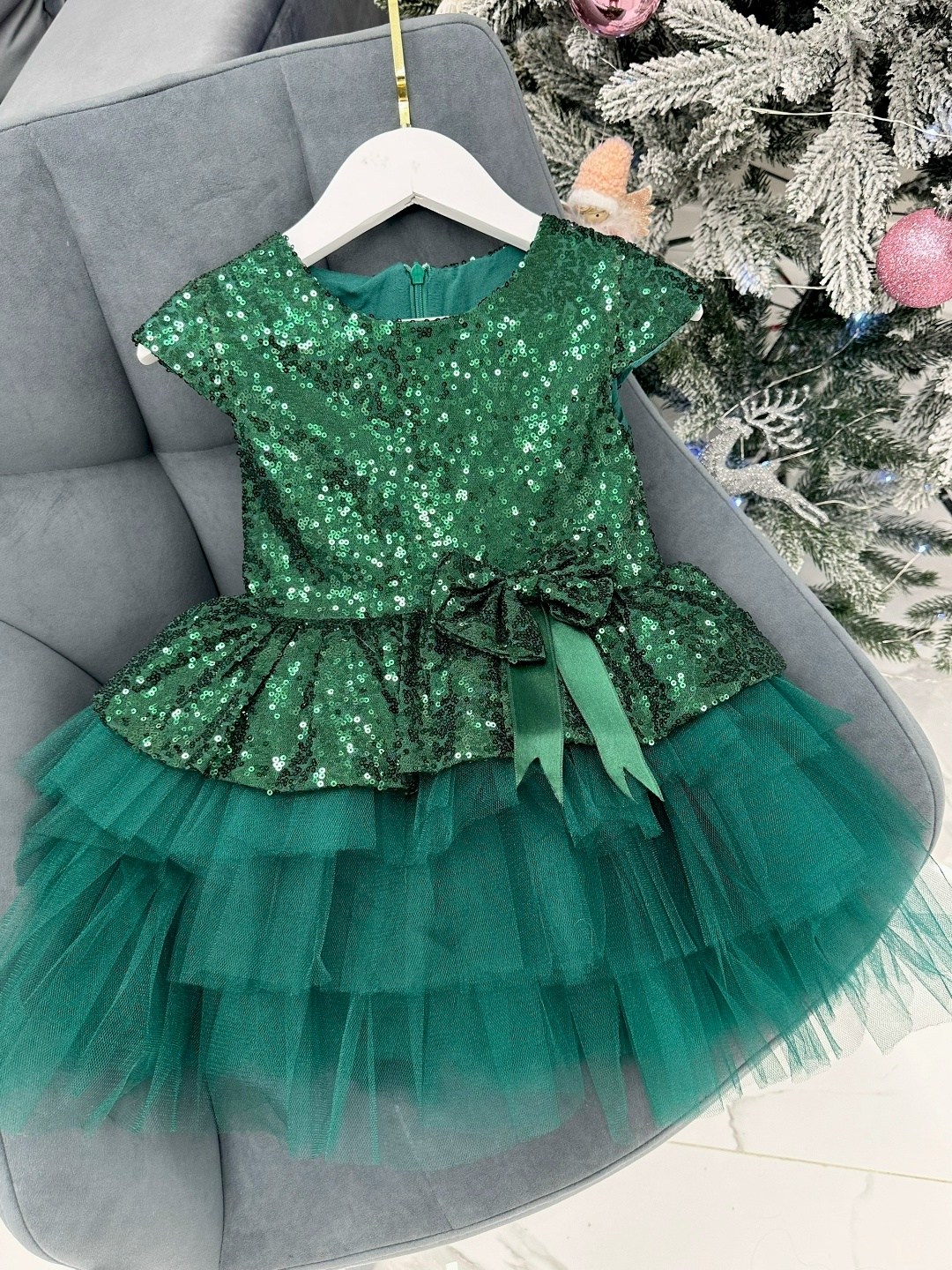 платье для девочек,изумрудное платье для девочки,платье нарядное,зеленое платье для девочки,зеленое платье для детей