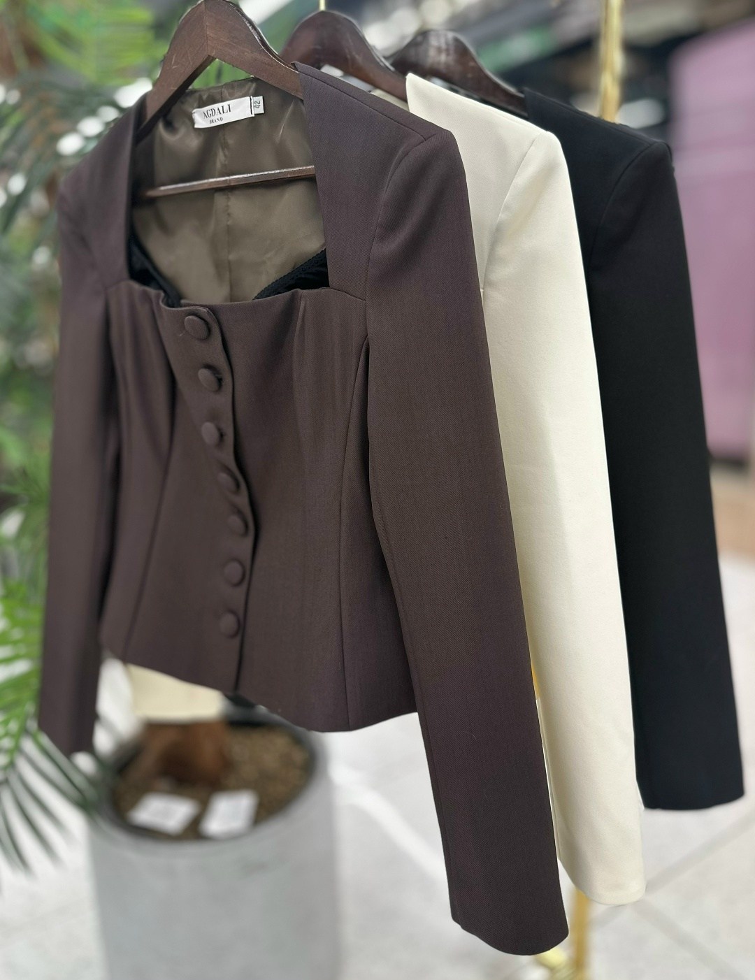 жакет,жакет приталенный,жакет и пиджак,женский костюм с юбкой,жакет женский