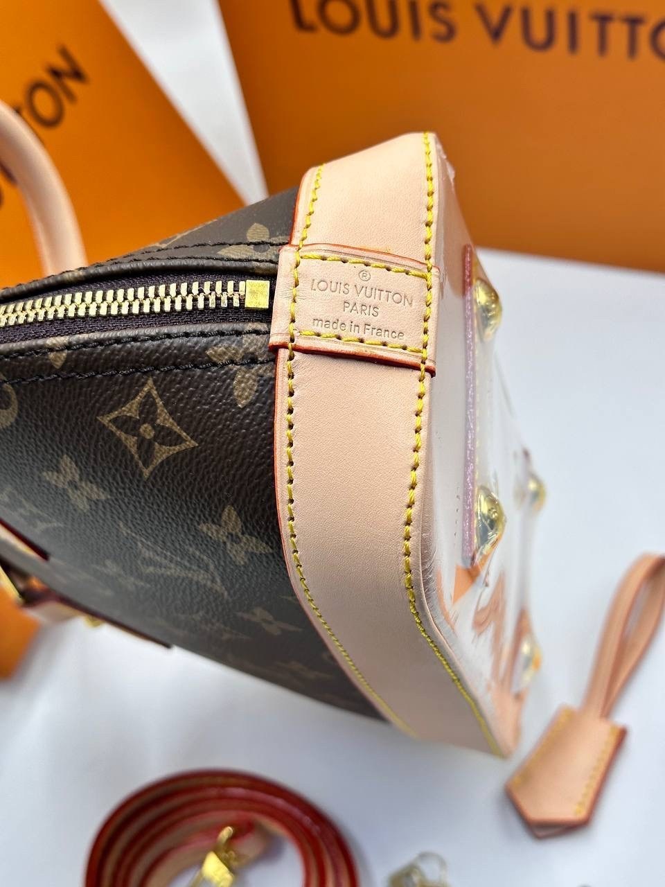 сумка louis vuitton женская,сумка louis vuitton,сумка alma bb louis vuitton из канвы monogram,сумка louis vuitton alma bb,сумка алма бб луи виттон