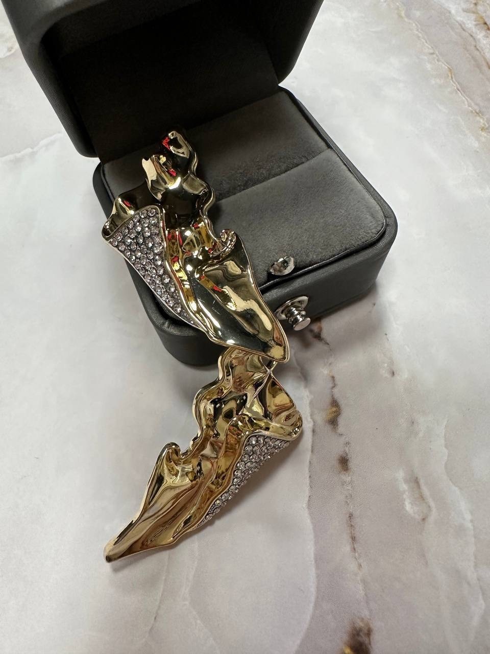 модные серьги,необычные серьги,серьги под золото бижутерия,большие серьги,серьги для женщин