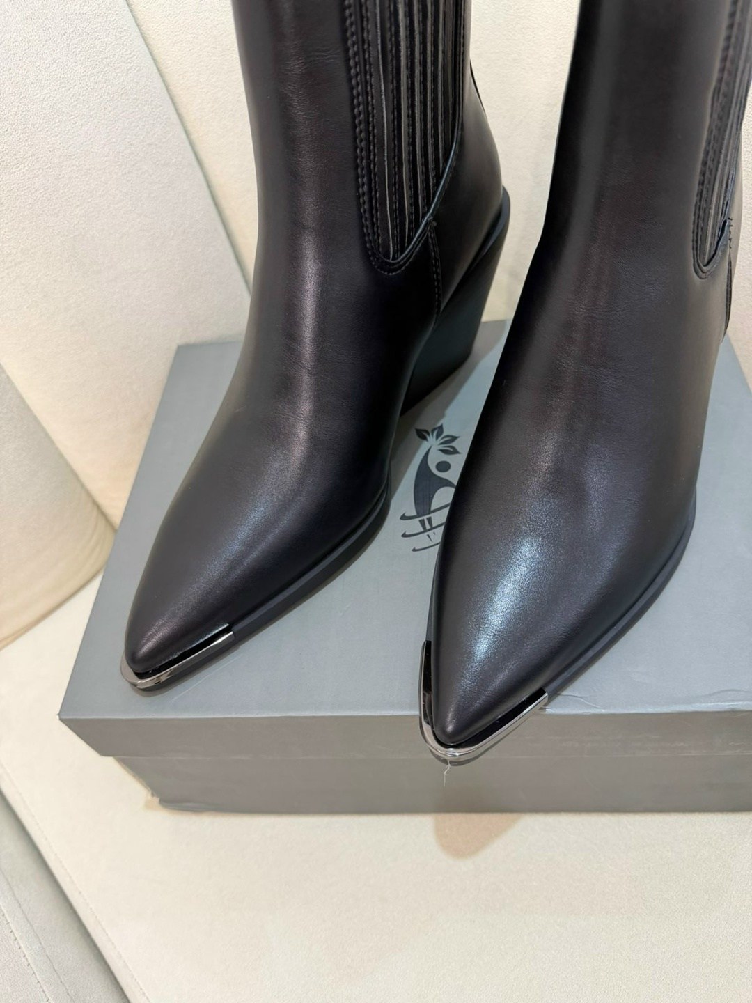 ,женские ботильоны,модные ботильоны,женские ботинки челси,эрмес ботильоны