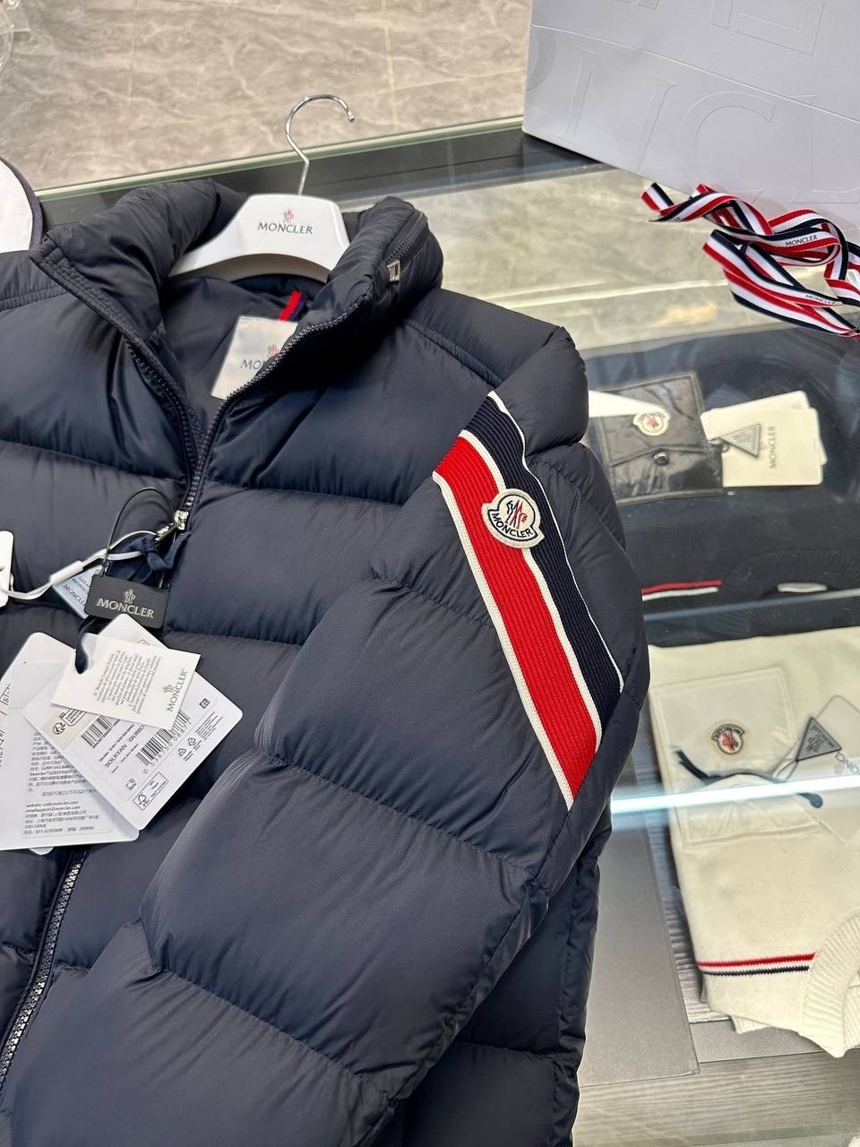 пуховик moncler мужской,пуховик moncler,куртка moncler,пуховая куртка montbeliard moncler (монклер) премиум класса мужская,пуховик moncler женский