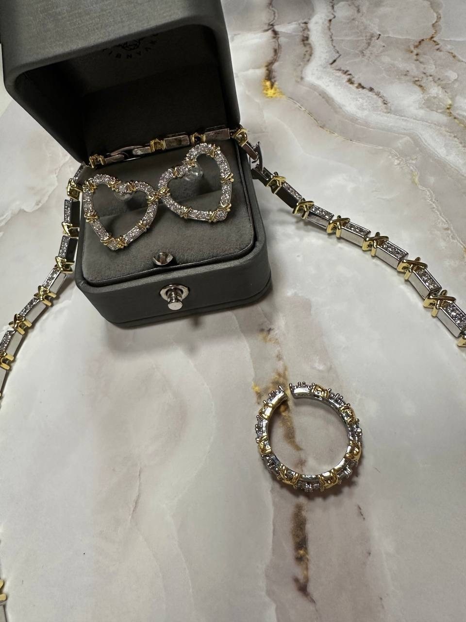 аксессуар,ожерелье,ожерелье с подвесками,колье,цепочка