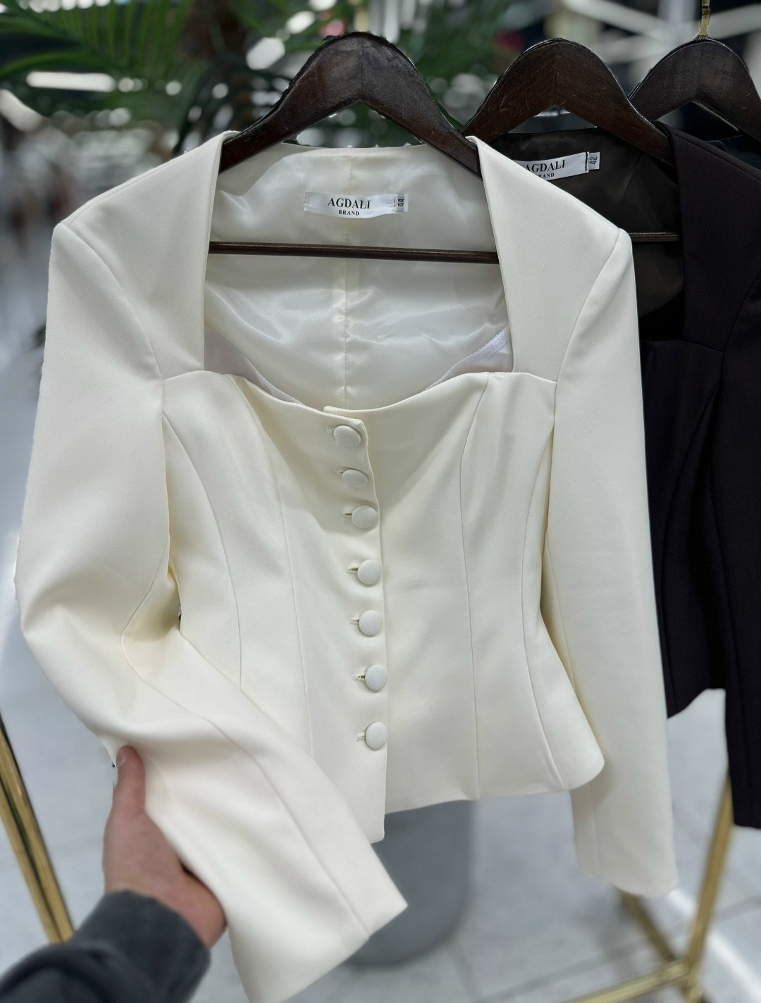 жакет,жакет приталенный,жакет и пиджак,женский костюм с юбкой,жакет женский