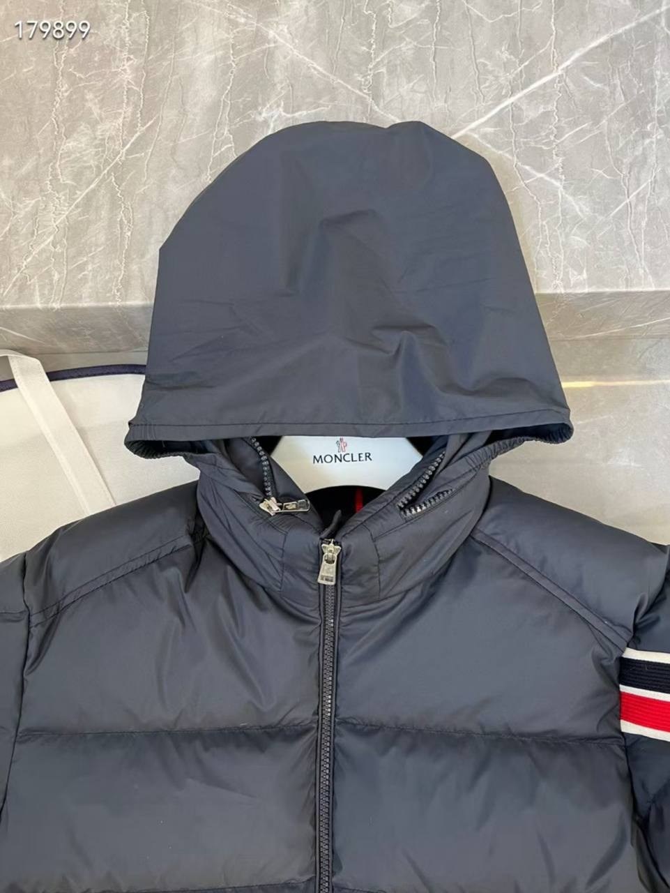 пуховик moncler мужской,пуховик moncler,куртка moncler,пуховая куртка montbeliard moncler (монклер) премиум класса мужская,пуховик moncler женский