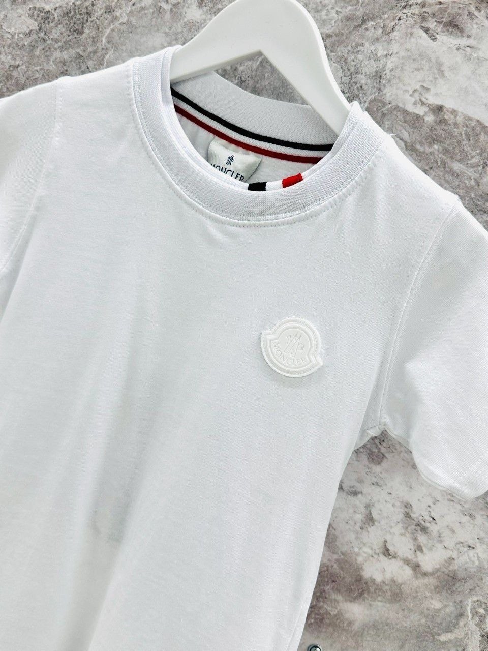 мужчина,мужская мода,мальчик в джинсах,джинсах,мальчики в облегающих джинсах