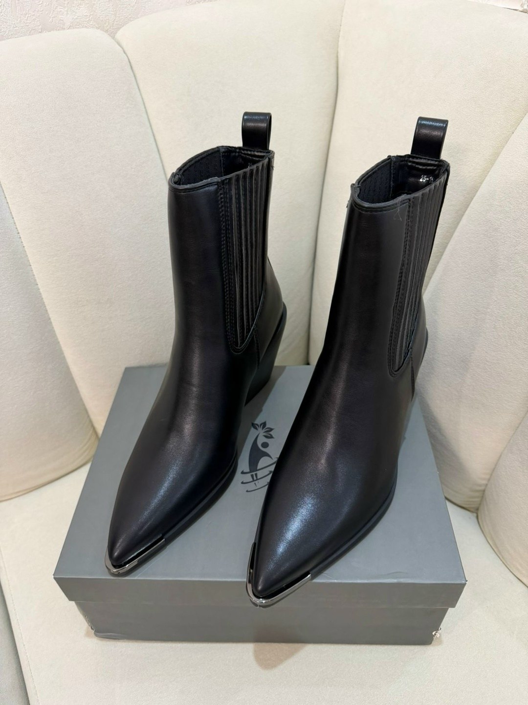 ,женские ботильоны,модные ботильоны,женские ботинки челси,эрмес ботильоны