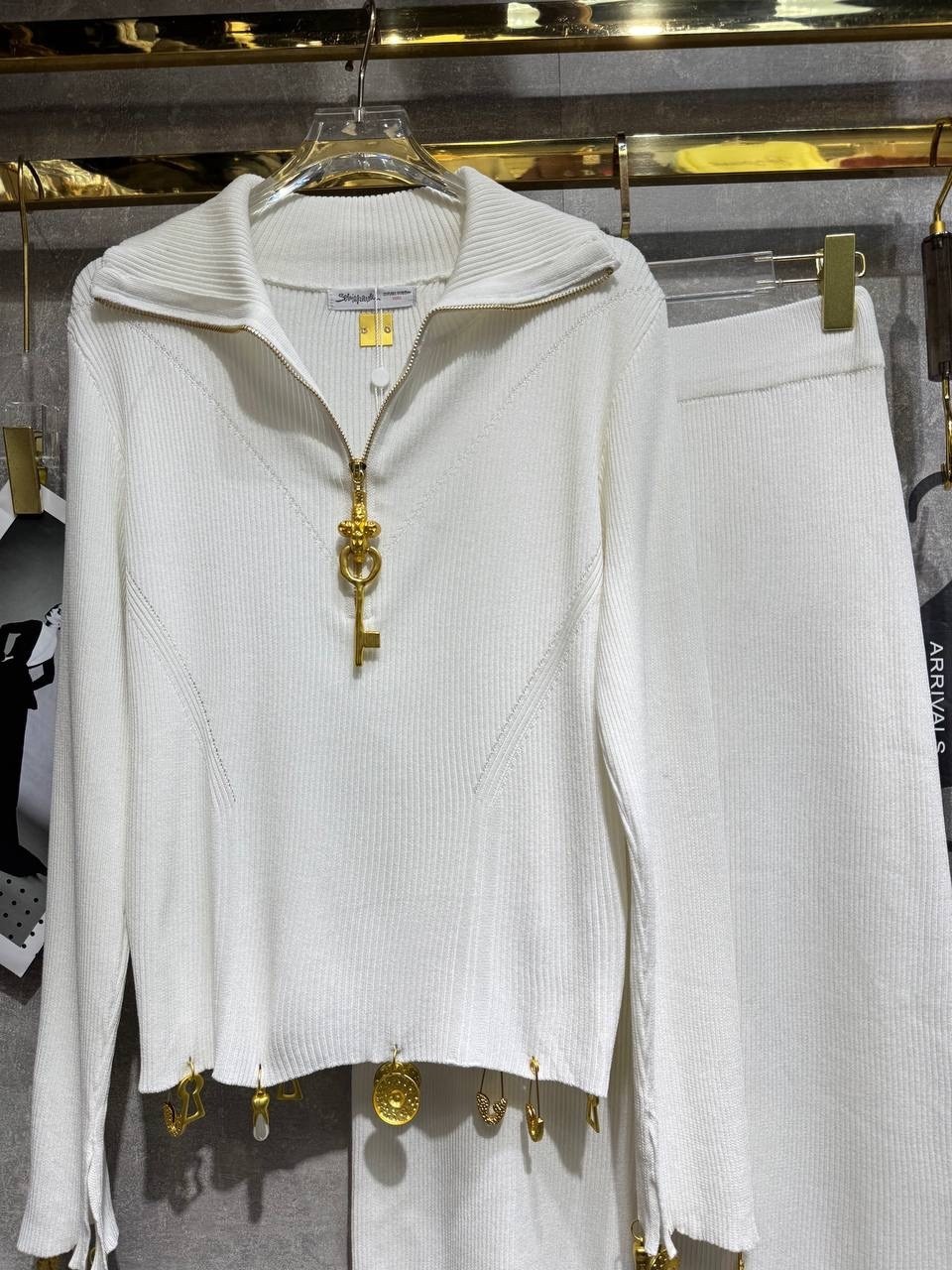 трикотажный костюм,костюм женский лапша,,женский костюм вермишель,кофта