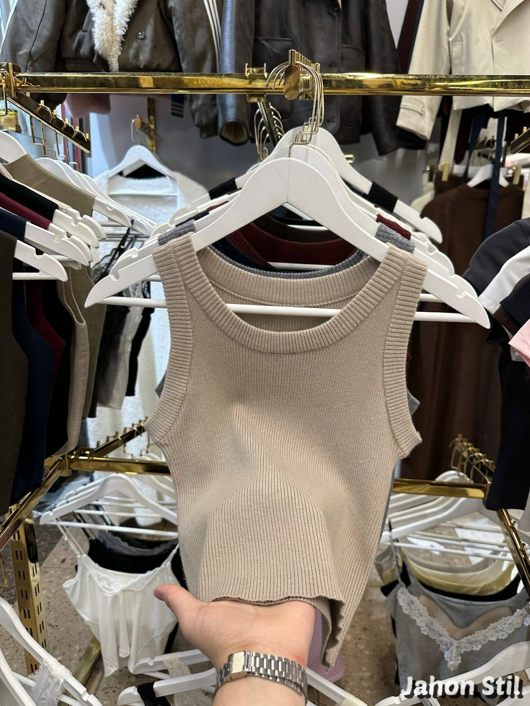 майка женская,женские майки топы,топ женский,майка без рукавов женская,топы модные