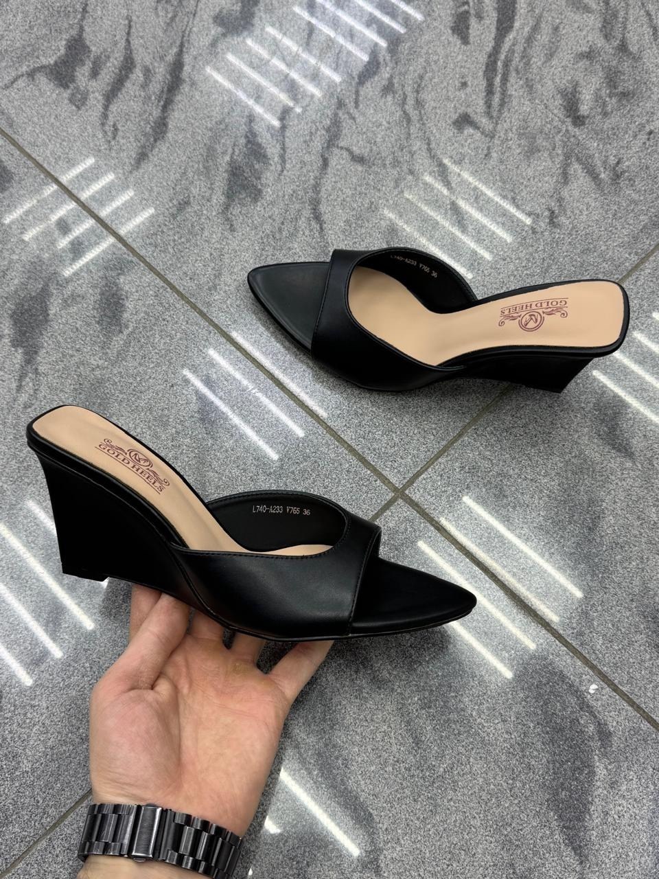 ,женская ,шлепки на каблуке,женские босоножки,женские мюли