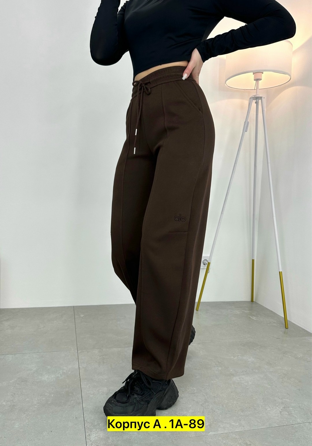 брюки спортивные,трикотажные брюки,брюки спортивные твое,штаны женские,коричневые женские спортивные брюки твое
