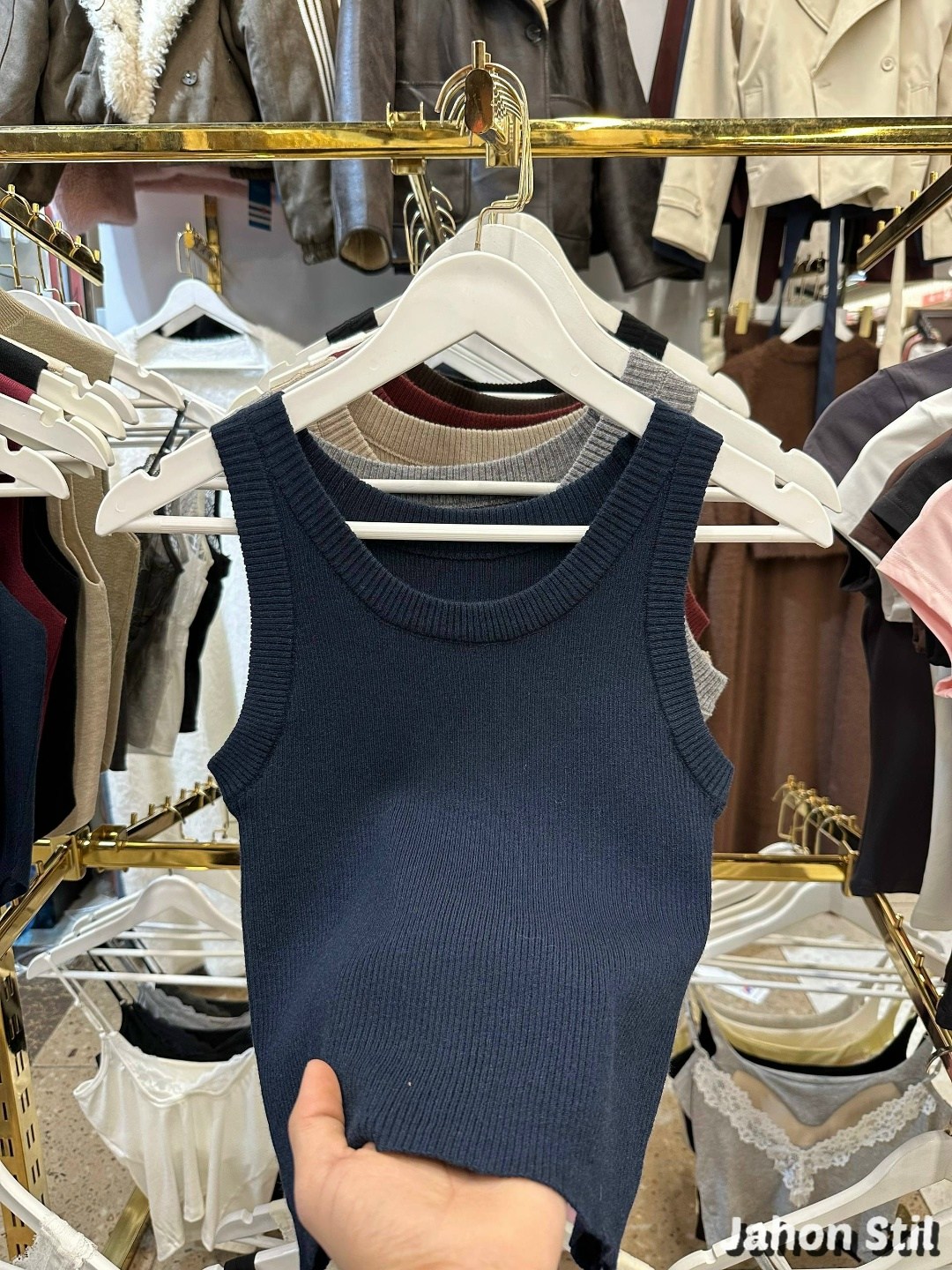 майка женская,женские майки топы,топ женский,майка без рукавов женская,топы модные