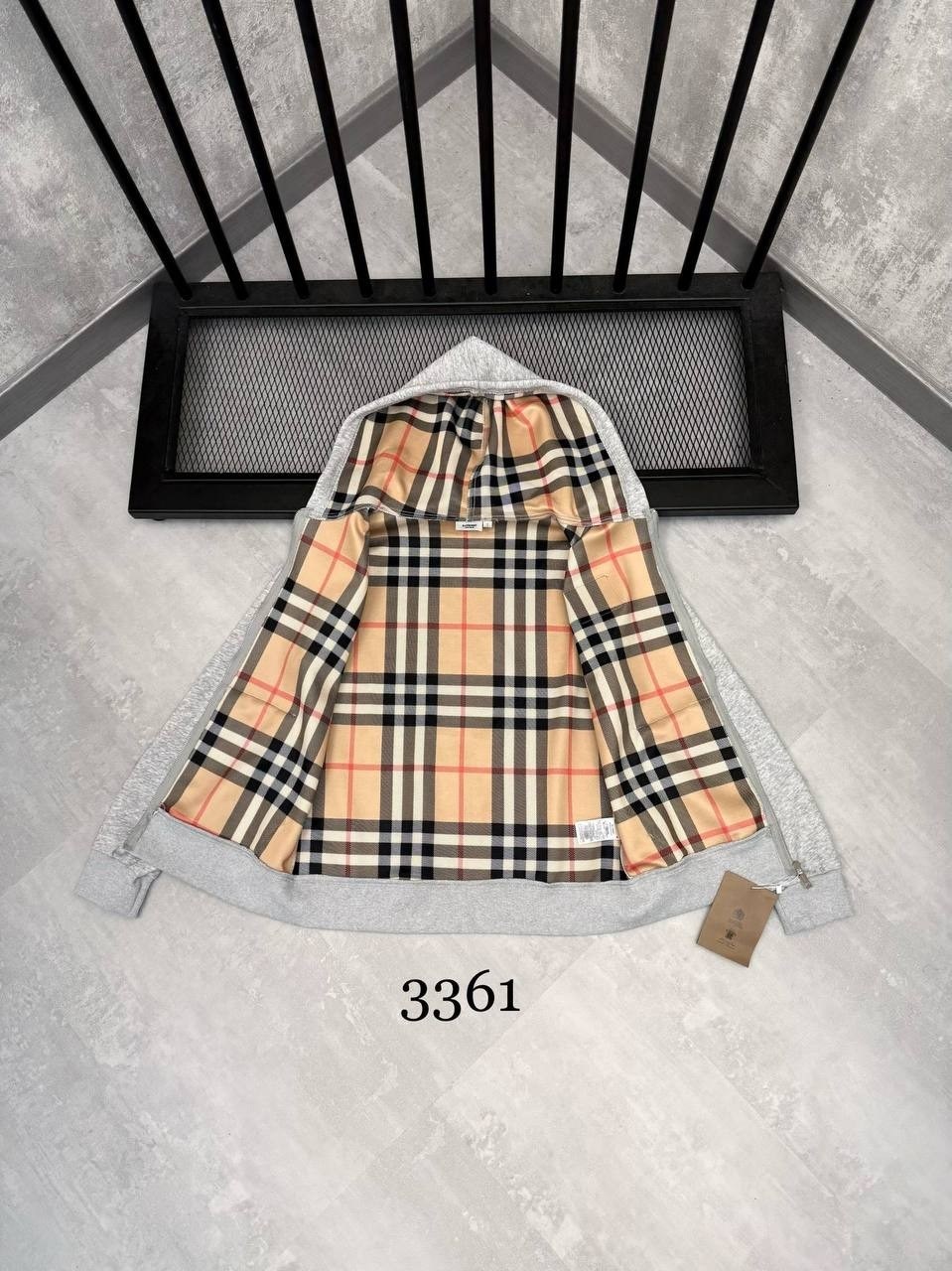 толстовка burberry,куртка в стиле burberry,худи burberry,куртка burberry,толстовка burberry black zip hoodie оригинал