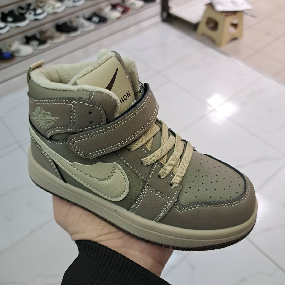 детская ,,ботинки детские,кроссовки,детские кроссовки