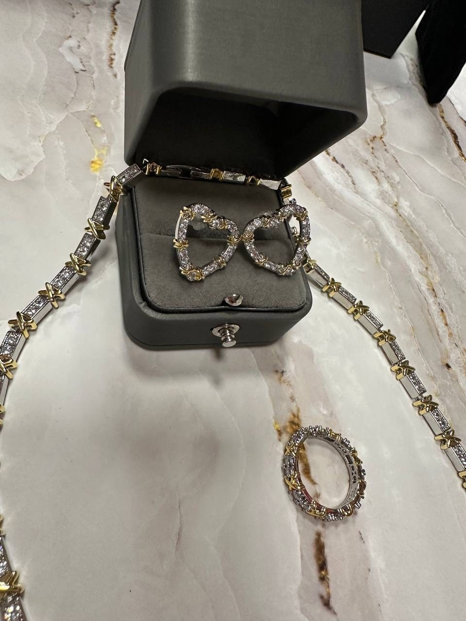 аксессуар,ожерелье,ожерелье с подвесками,колье,цепочка