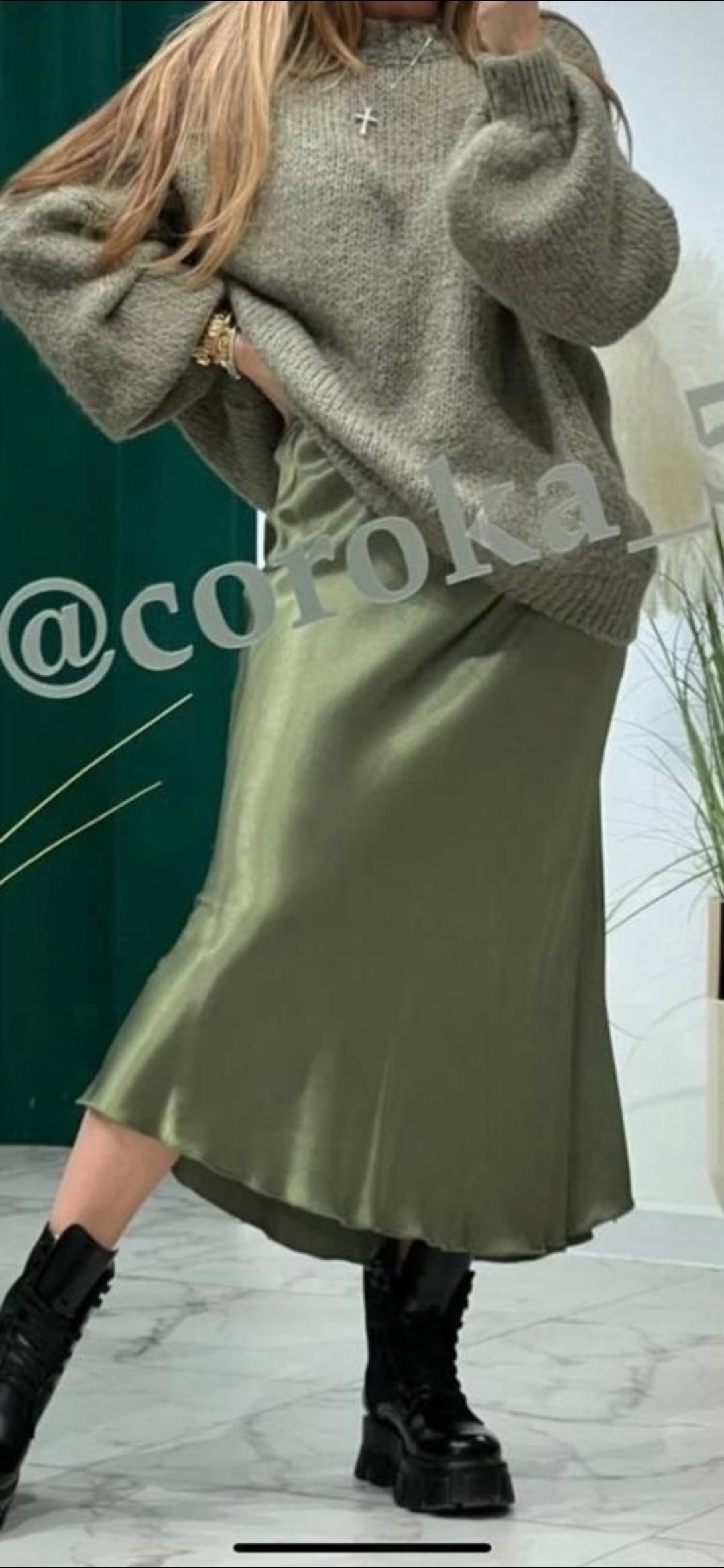 свитер паутинка из мохера оверсайз,мохеровый свитер оверсайз,синий свитер из мохера,вязаный свитер из ангоры,мохеровый джемпер