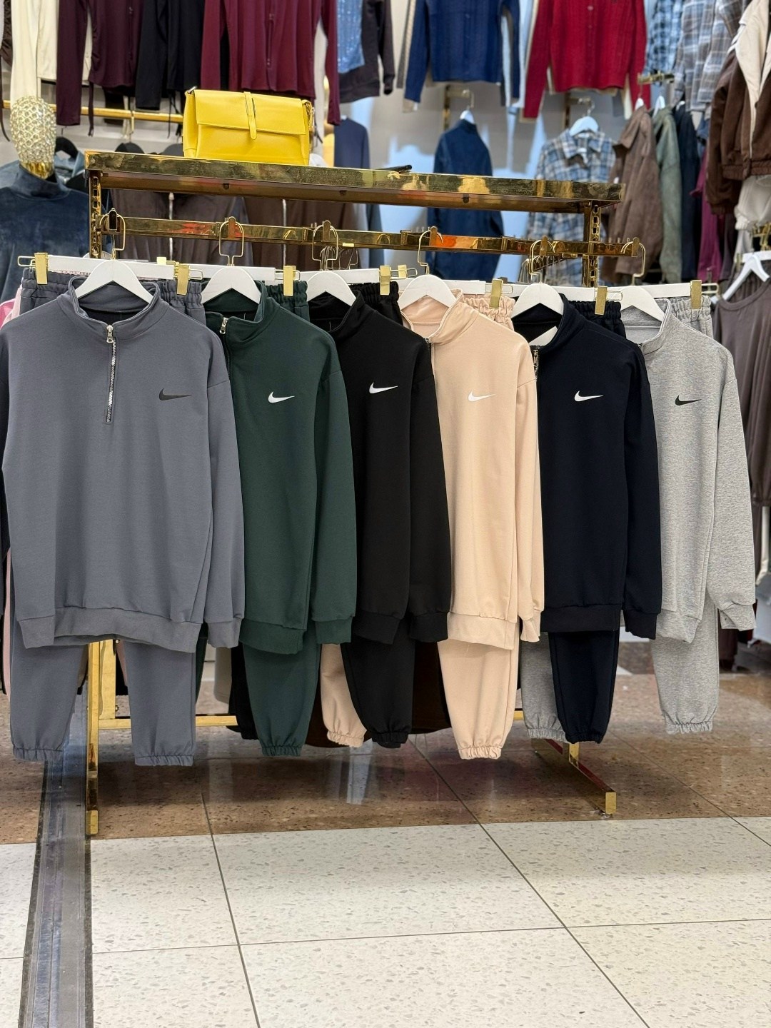 спортивные костюмы мужские,спортивные костюмы nike,костюм спортивный мужской nike,спортивные костюм,костюм на флисе мужской