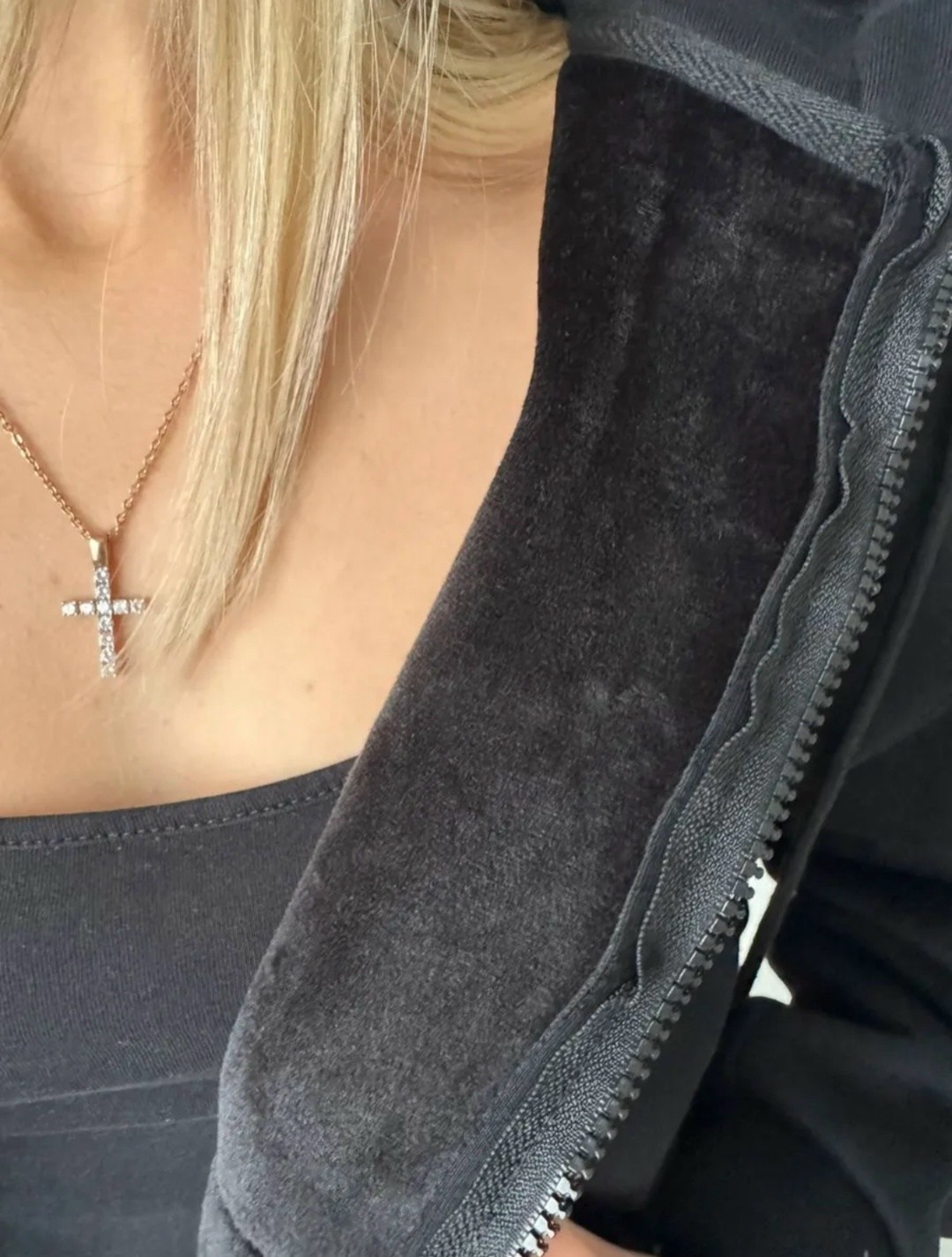 cпортивный костюм на молнии,костюмы спортивные женские,спортивные костюмы,спортивный костюм женский серый,костюм трикотажный