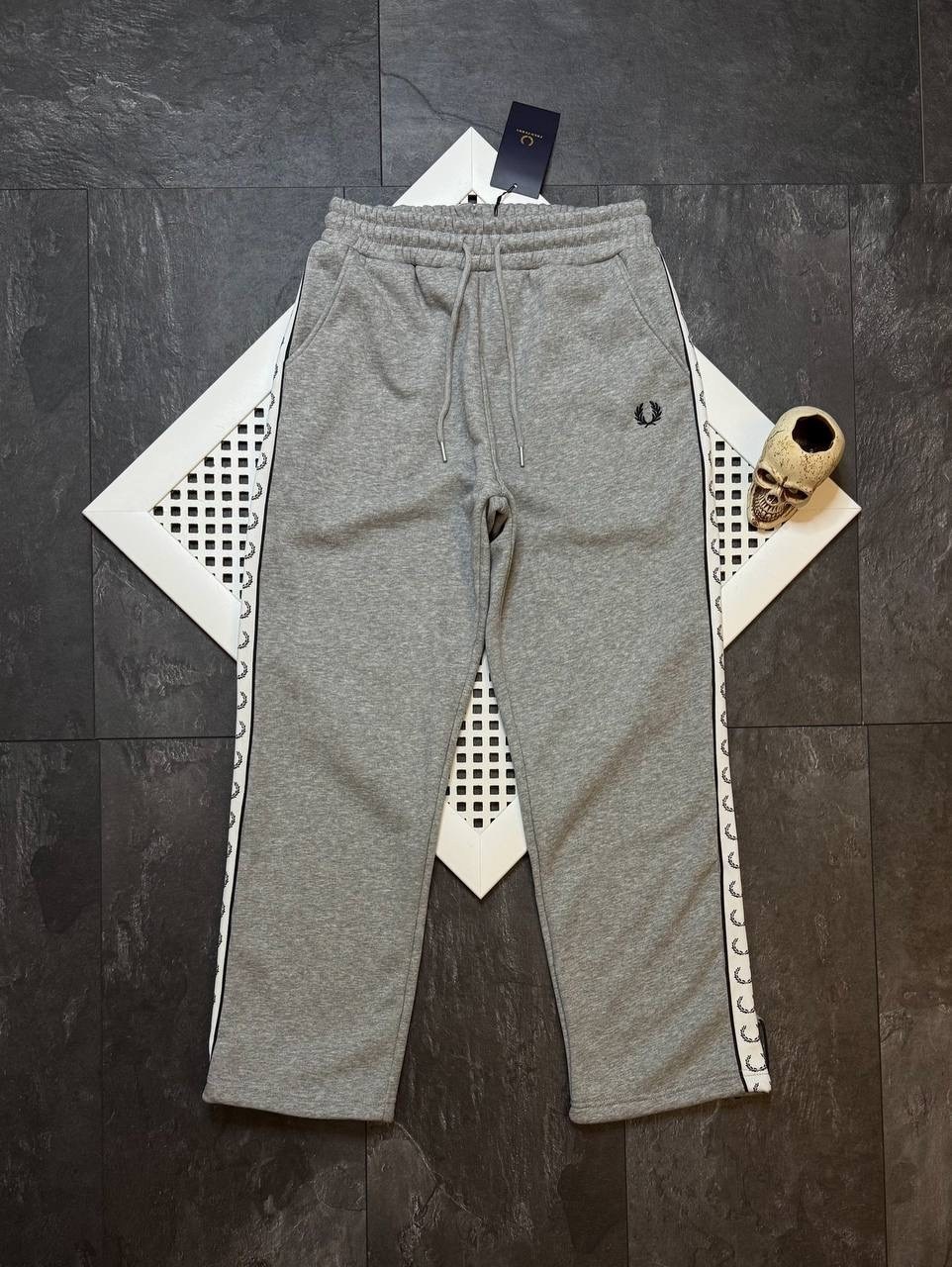 штаны спортивные,брюки спортивные,спортивные штаны серые,мужские спортивные брюки,спортивные штаны мужские