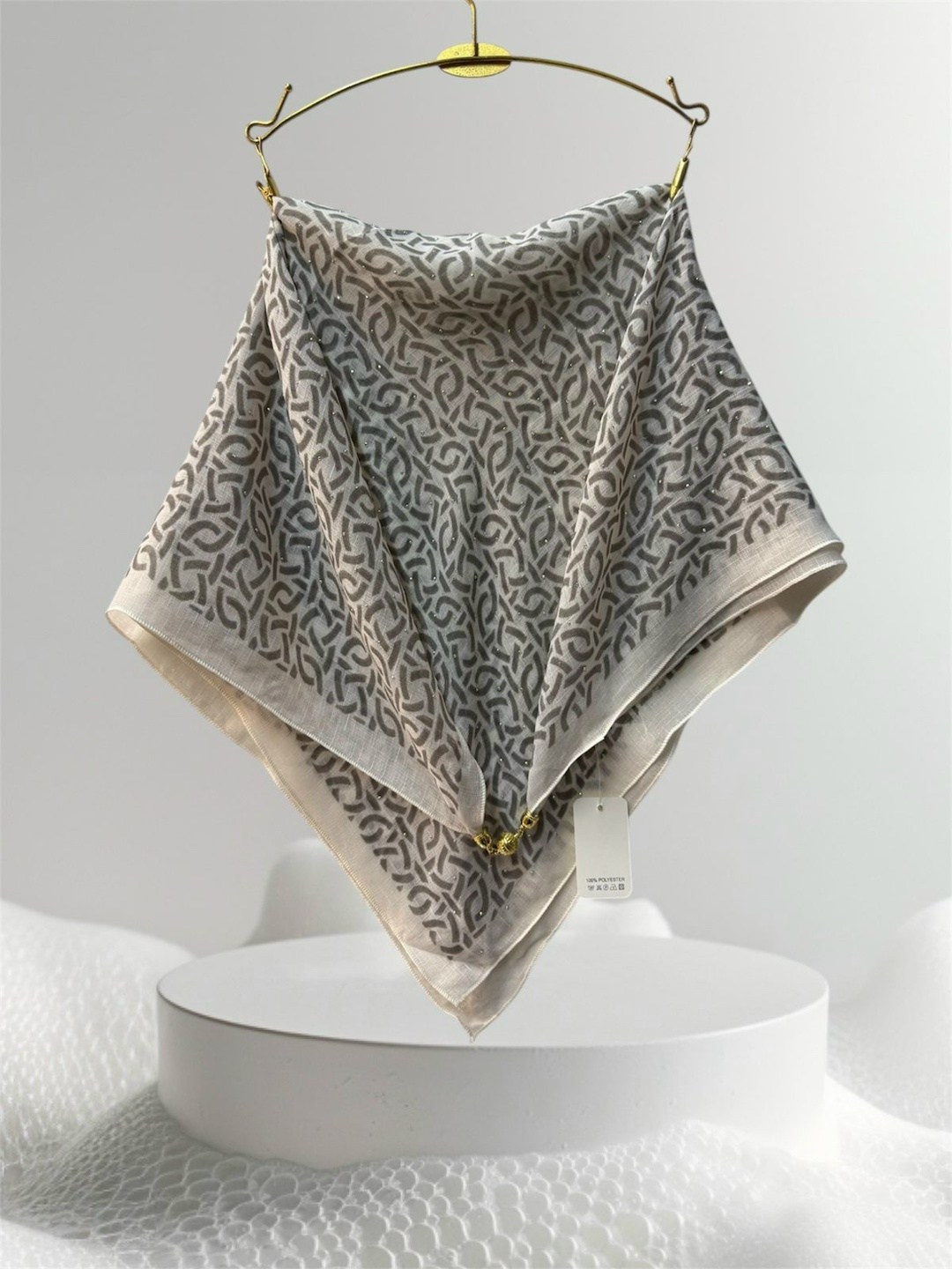 теплые платки,атласный платок,платки женские,шарфы для женщин,шелковый шарф