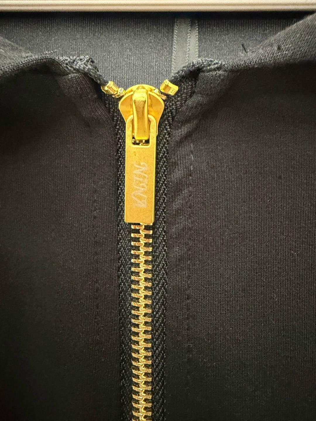 спортивный костюм женский,спортивный костюм,костюм фенди,костюм женский,костюм fendi