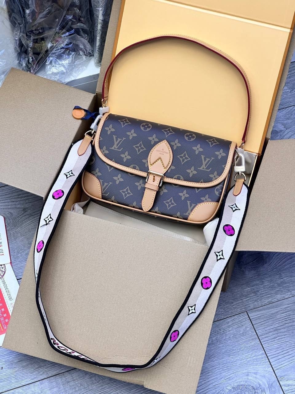 сумка женская louis vuitton,louis vuitton сумка на плечо,сумка louis vuitton,сумка луи виттон,сумка багет луи виттон