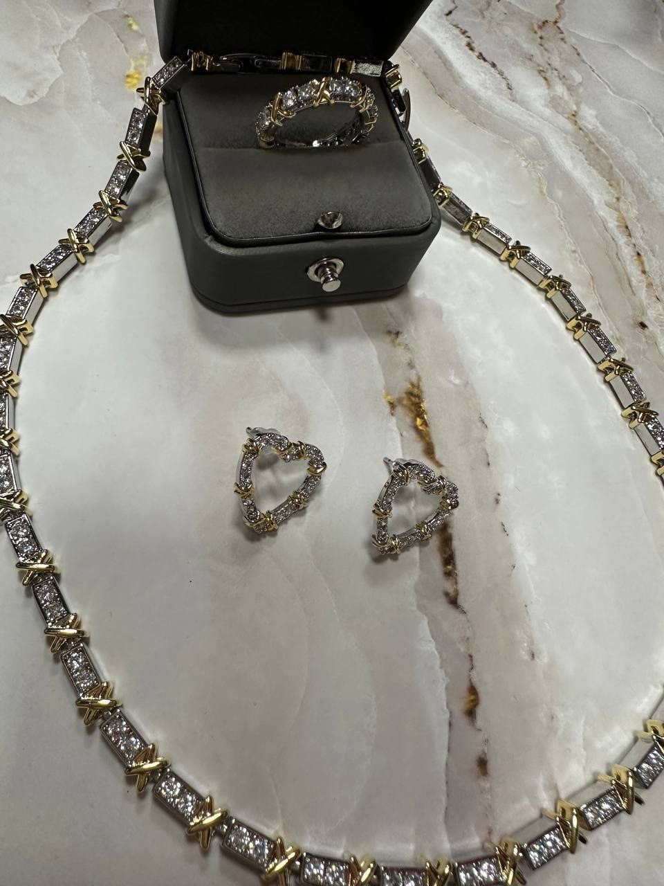 аксессуар,ожерелье,ожерелье с подвесками,колье,цепочка