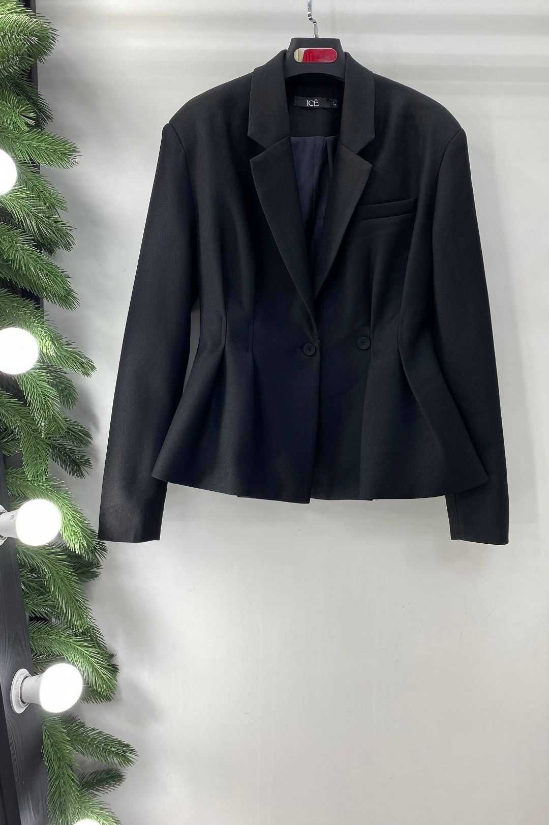 жакет,женский пиджак,пиджак,приталенный жакет,женский костюм