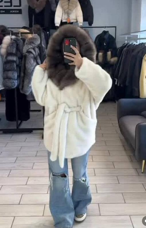 шуба норковая с капюшоном,белая норковая шуба с капюшоном,норковая шуба,норковая шуба с капюшоном из куницы,белая норковая шуба