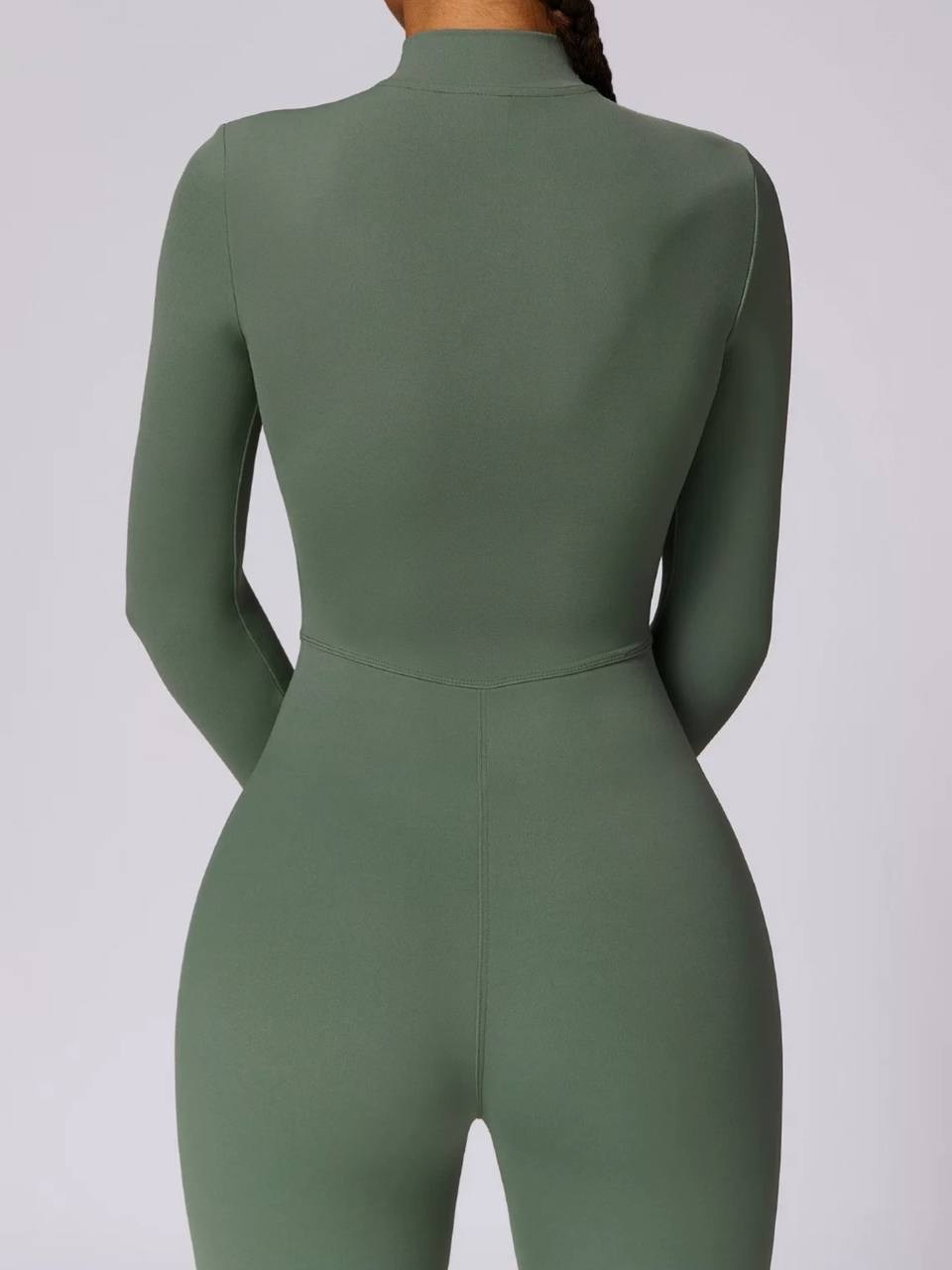 женский спортивный комбинезон,спортивный комбинезон,комбинезон фитнес,комбинезон для йоги,боди спортивное