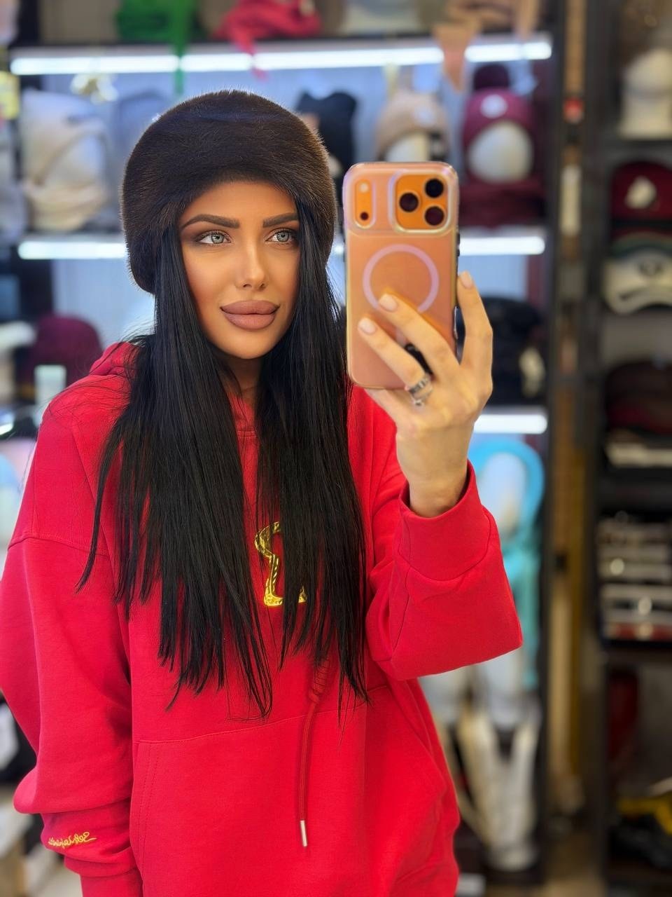 берет,девушка,берет женский,шапка,зимняя шапка ушанка