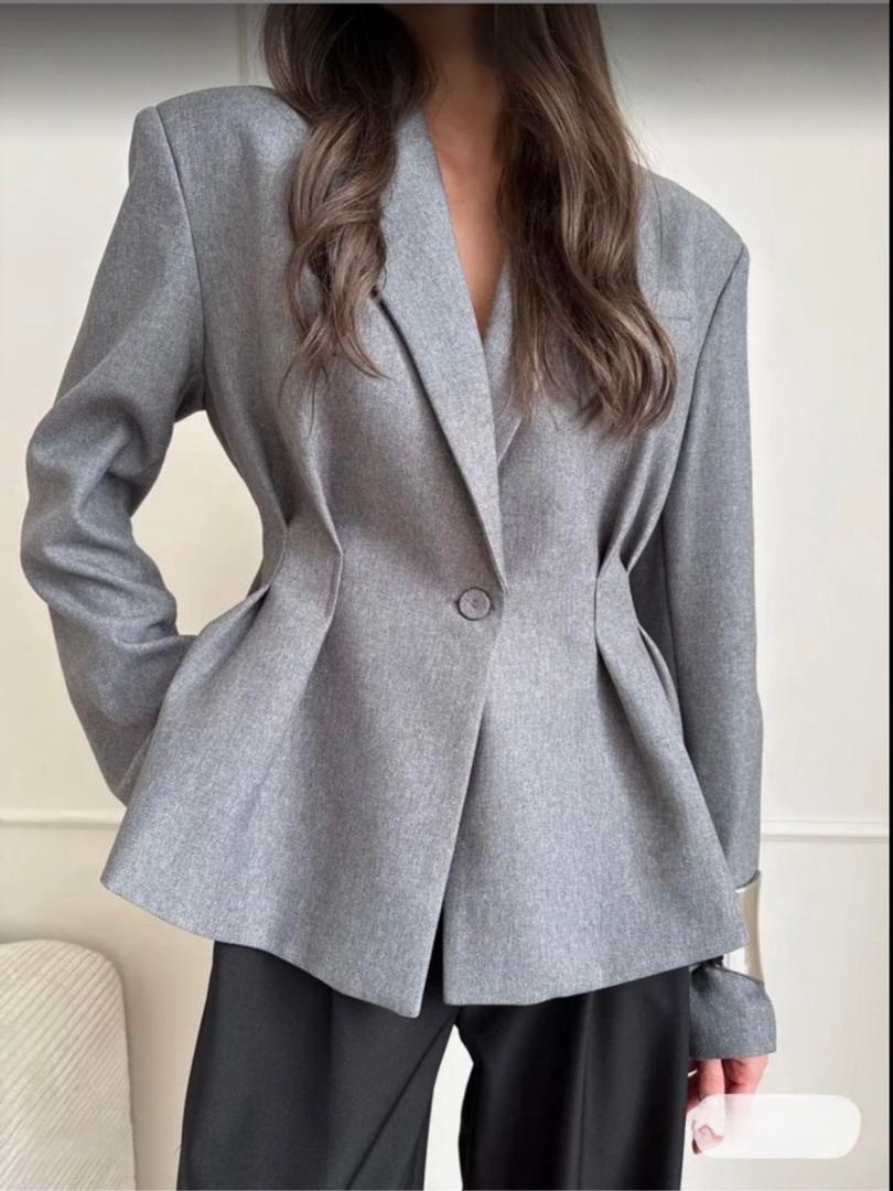 жакет,женский пиджак,пиджак,приталенный жакет,женский костюм