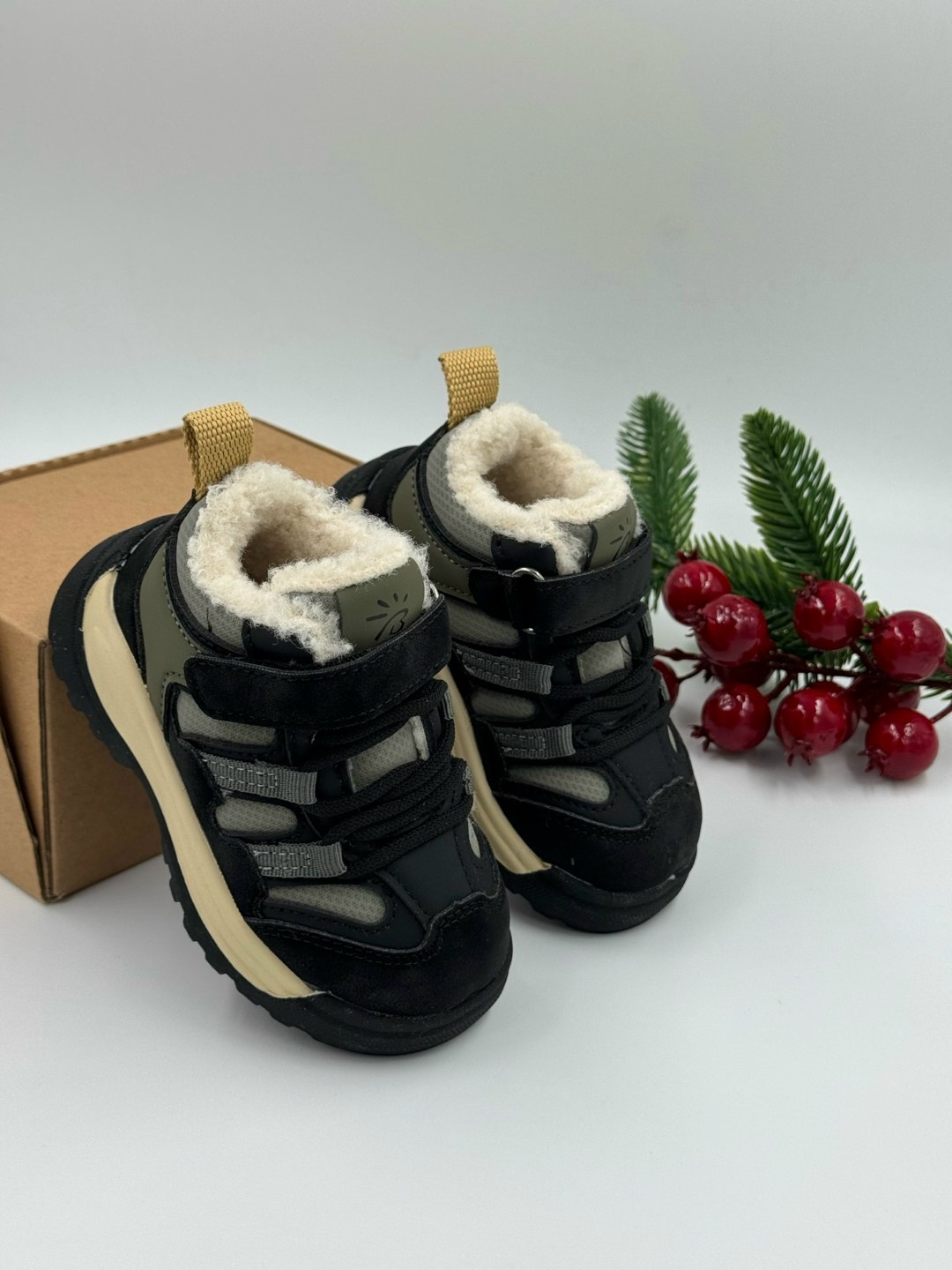 ,ботинки для мальчика, детская,кроссовки утепленные,детские ботинки