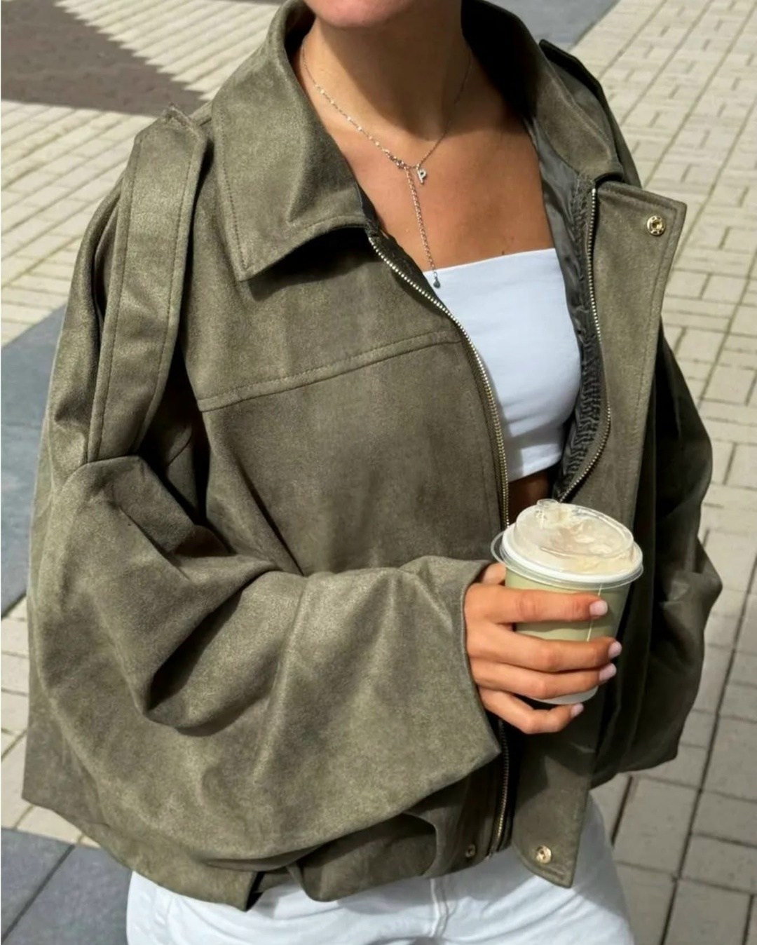 бомбер замшевый оверсайз,бомбер замшевый оверсайз athe.brand,бомбер замшевый оверсайз athe.brand цвет шоколадный коричневый,куртка бомбер укороченная оверсайз эко замшевая nonstóp with me,бомбер замше