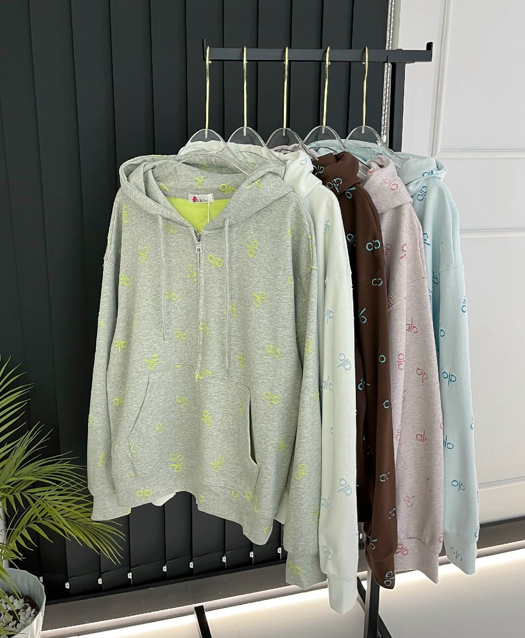 женское толстовка,толстовка в стиле,свитшот с капюшоном,женская толстовка с капюшоном на молнии,женская кофта