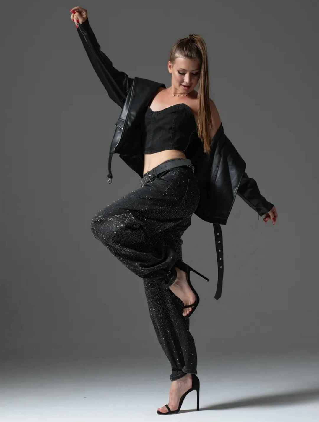 джинсы со стразами,джинсы с термостразами,джинсы широкие багги со стразами selfsame,брюки со стразами,джинсы со стразами в золла