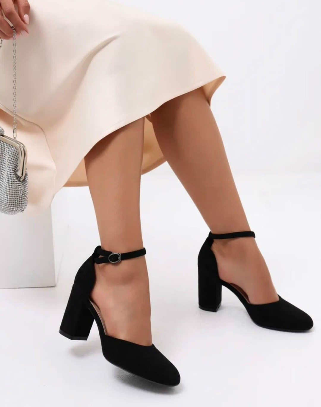 туфли на блочном каблуке черные асос,каблуки туфли,туфли на каблуке замшевые лодочки paris bacio 28232066,туфли женские,туфли женские каблуке