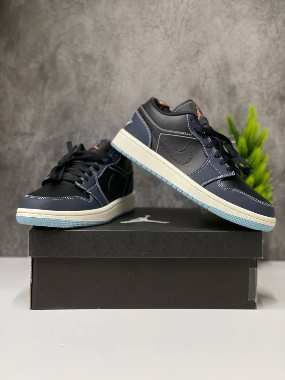 кроссовки nike air jordan 1 low,кроссовки,air jordan 1 low wmns black blue aqua,nike air jordan 1 low sb midnight navy,nike air jordan 1 low midnight navy