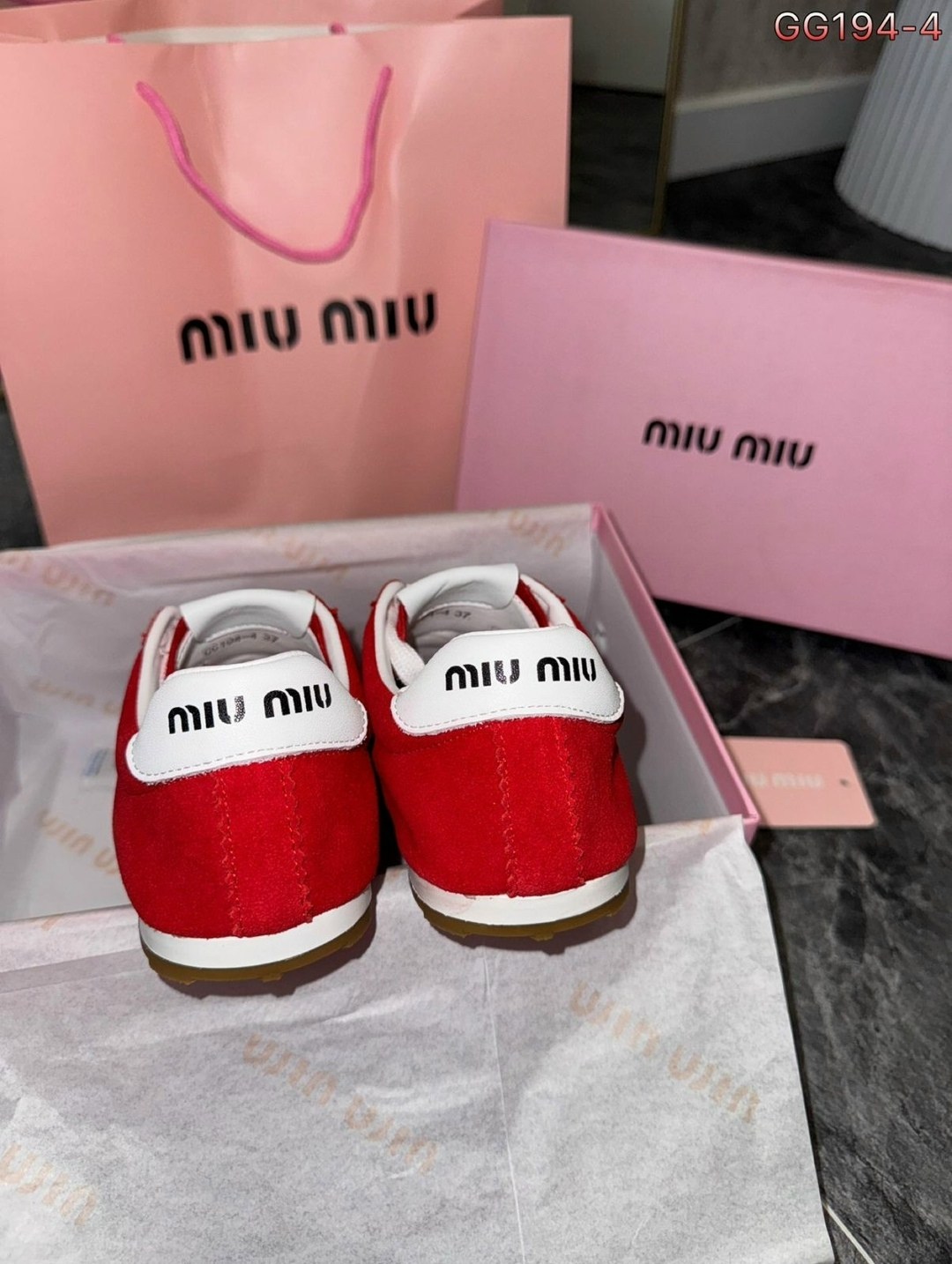 кроссовки miu miu женские,,кроссовки miu miu,кроссовки miu,замшевые кроссовки