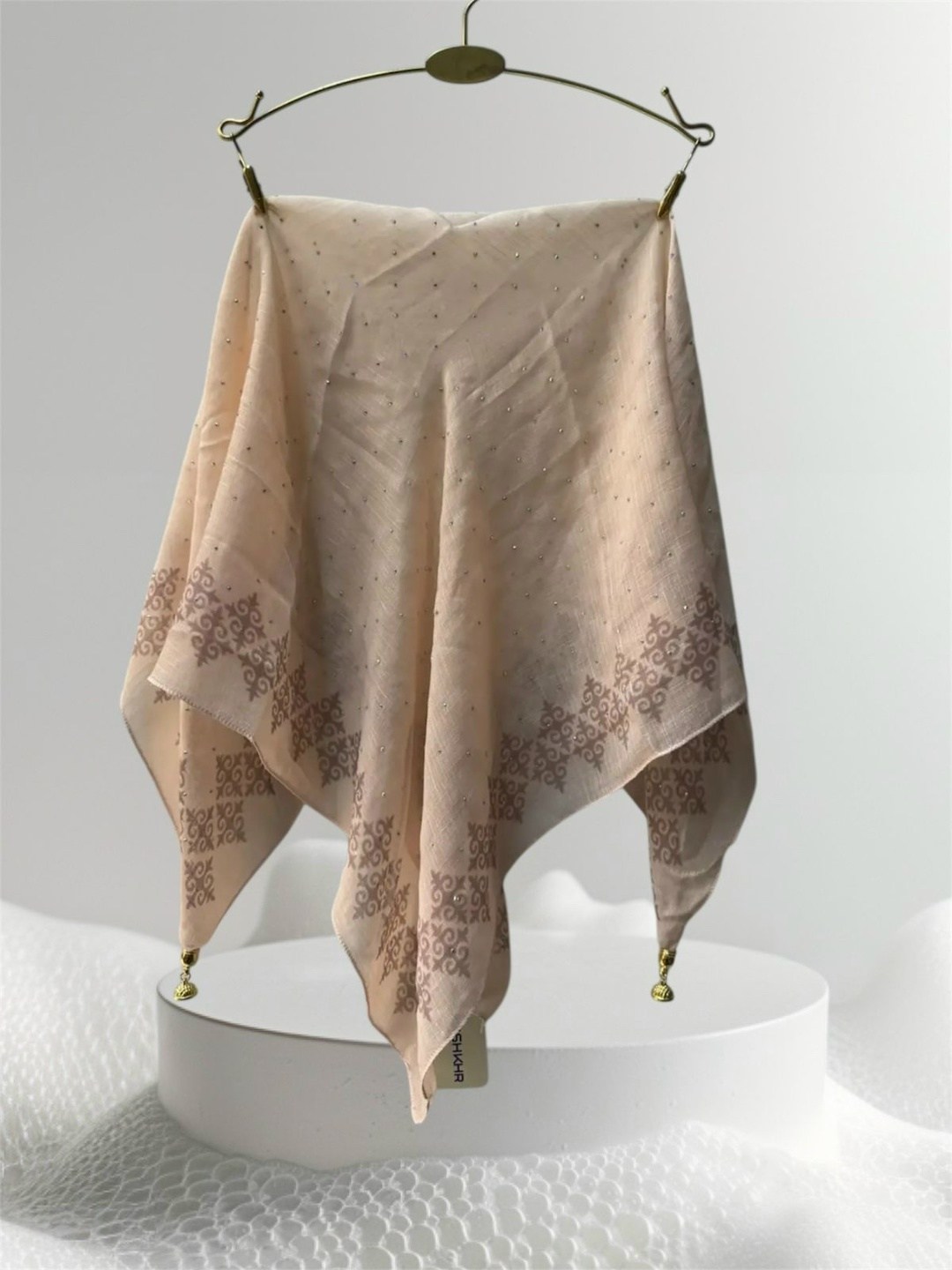 теплые платки,атласный платок,платки женские,шарфы для женщин,шелковый шарф