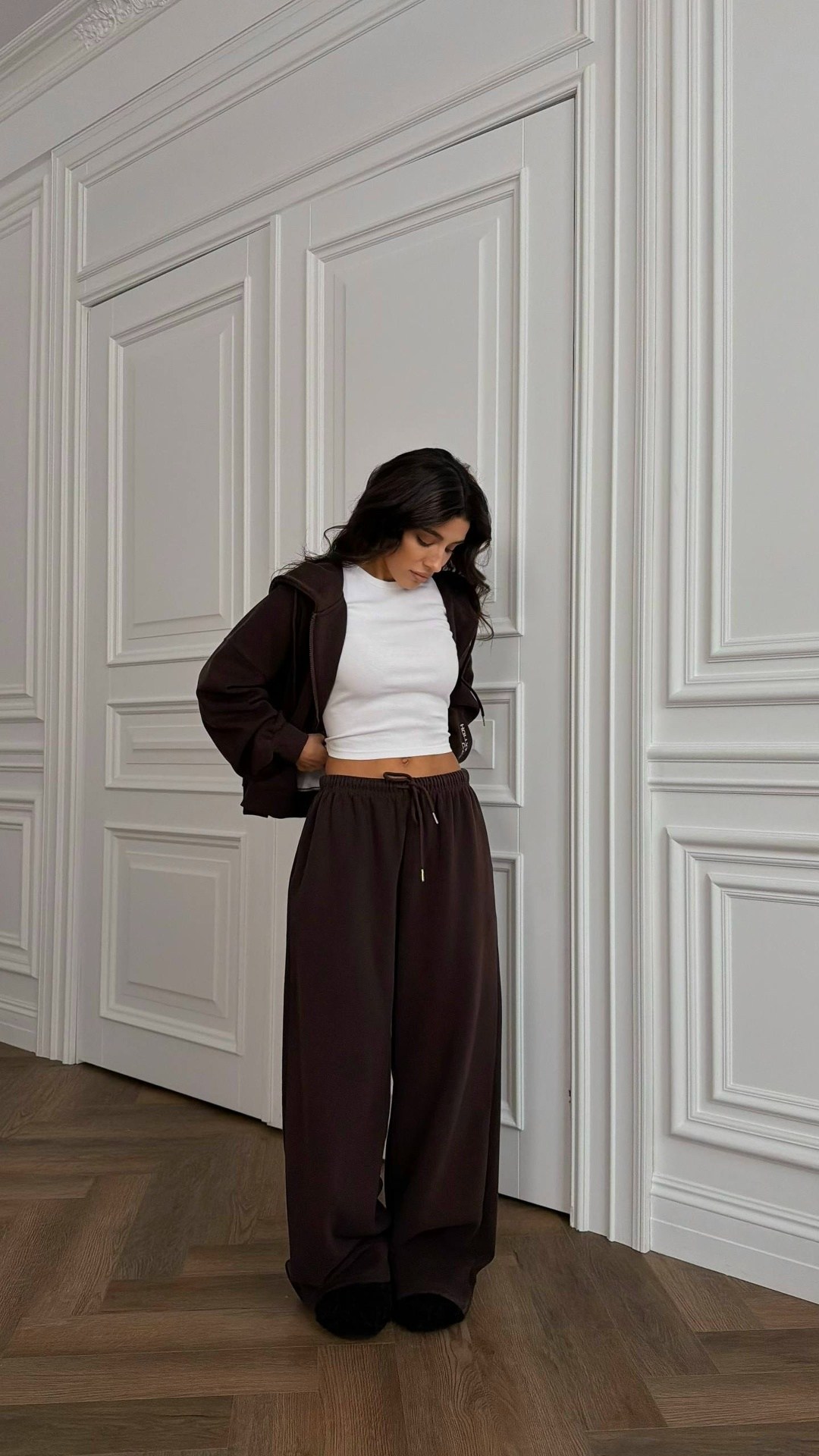 костюм женский,укороченное худи на молнии шоколадного цвета,костюм женский на флисе