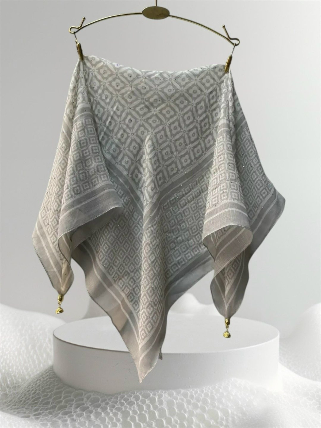 стильные платки,шарфы и платки,платок женский шелковый,шарфы для женщин,шелковый шарф